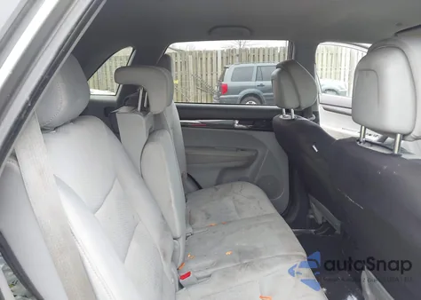 2011 Kia Sorento Lx z USA, uszkodzony, nr VIN 5XYKT3A11BG118130